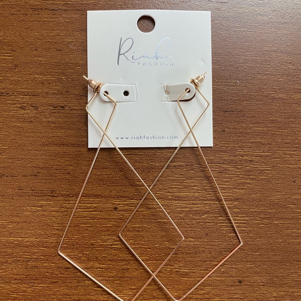 3/$12 Gold Geometric Dangle Earrings
